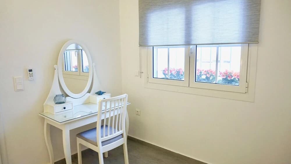 Cycladic Style Apt in Athens - photo 2