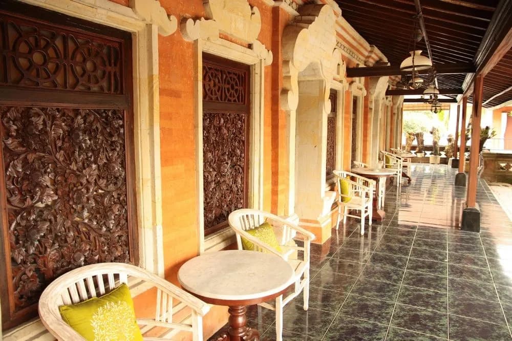Oka Kartini Bungalows - photo 24