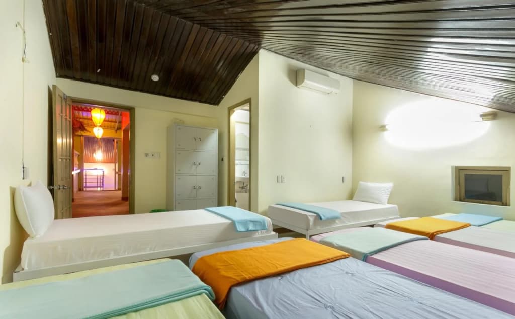 MrChe Backpackers - photo 2