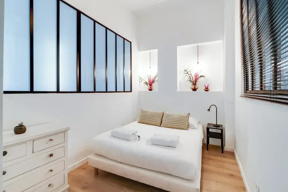 Chic Apartment - 2br/5p - Boulevard Saint-germain - photo 1