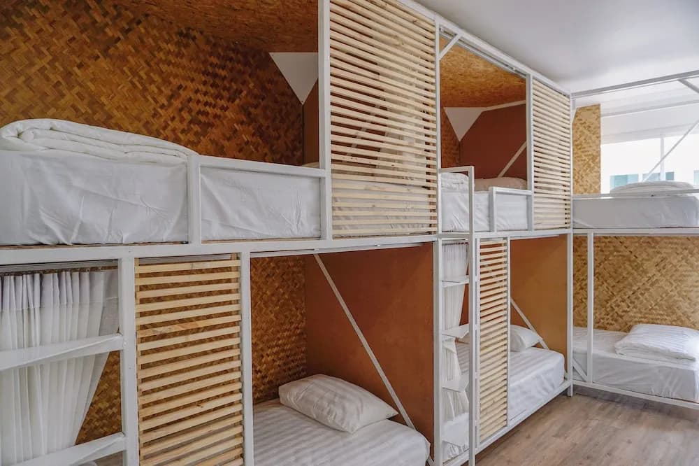 Ralph Hostel - photo 4