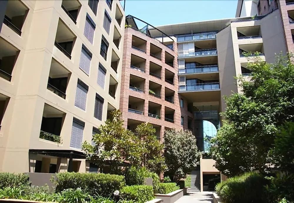 Pyrmont Modern Jones Bay Apartments - main photo