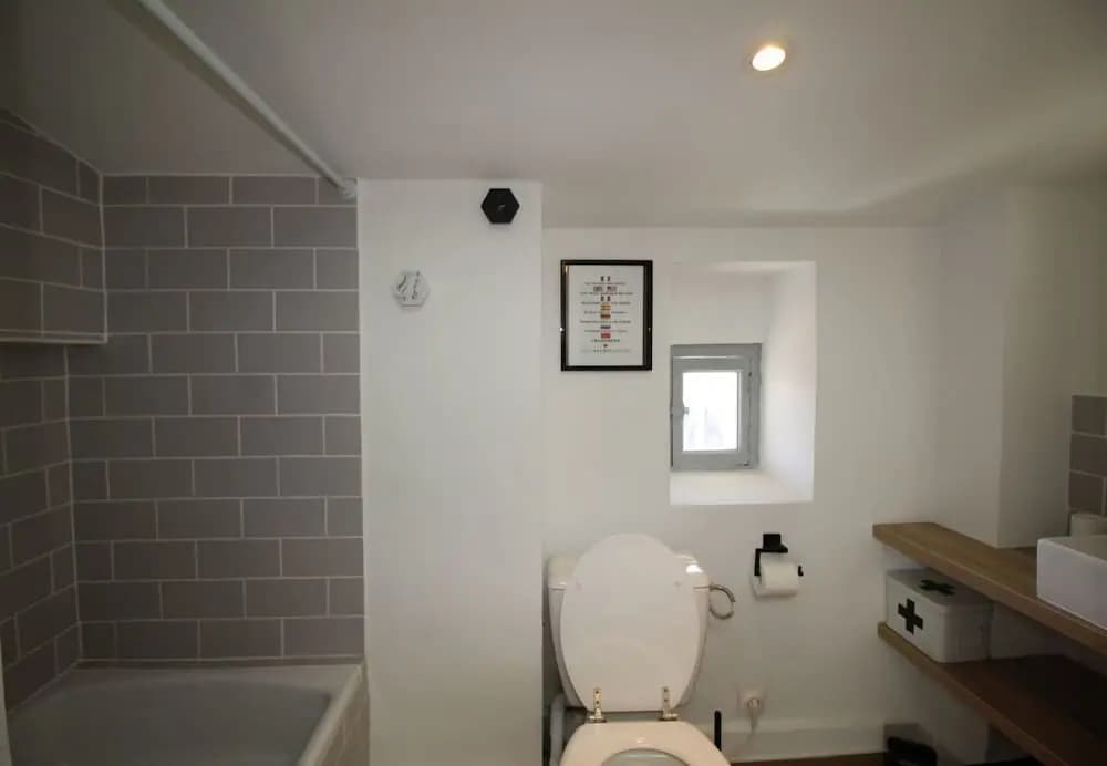 Nice Booking - Hyper Centre - 100m Massena - photo 13