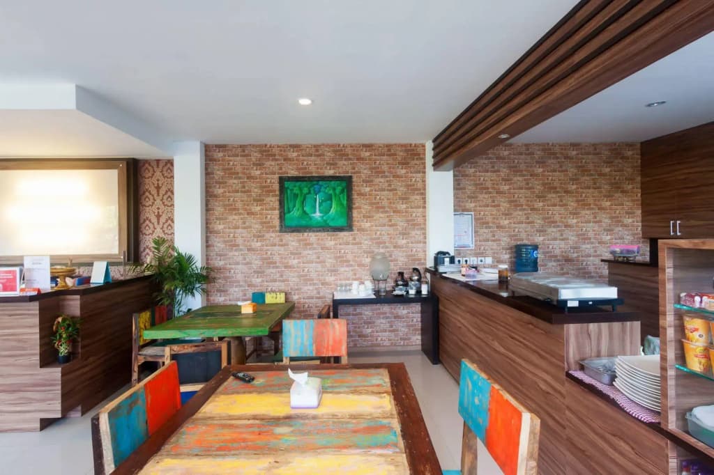 ZEN Rooms Kedonganan Batur Sari - photo 10