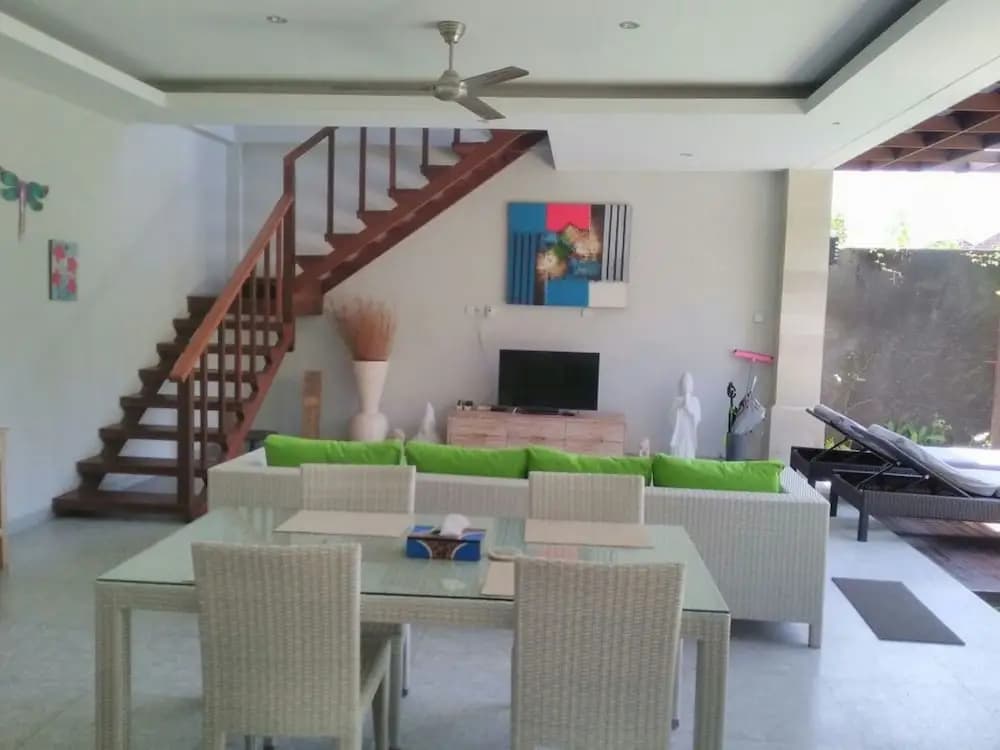 Sunshoot Villa Sandat - photo 15