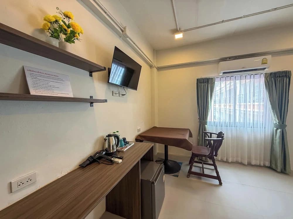 PL Residence Hotel Patamnak Soi 3 - photo 7
