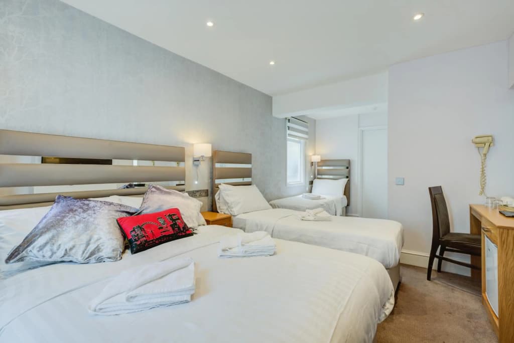 Admiral Hotel at Park Avenue - photo 2