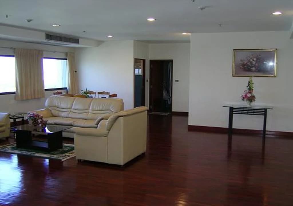 Piyavan Tower Serviced Apartment - photo 10