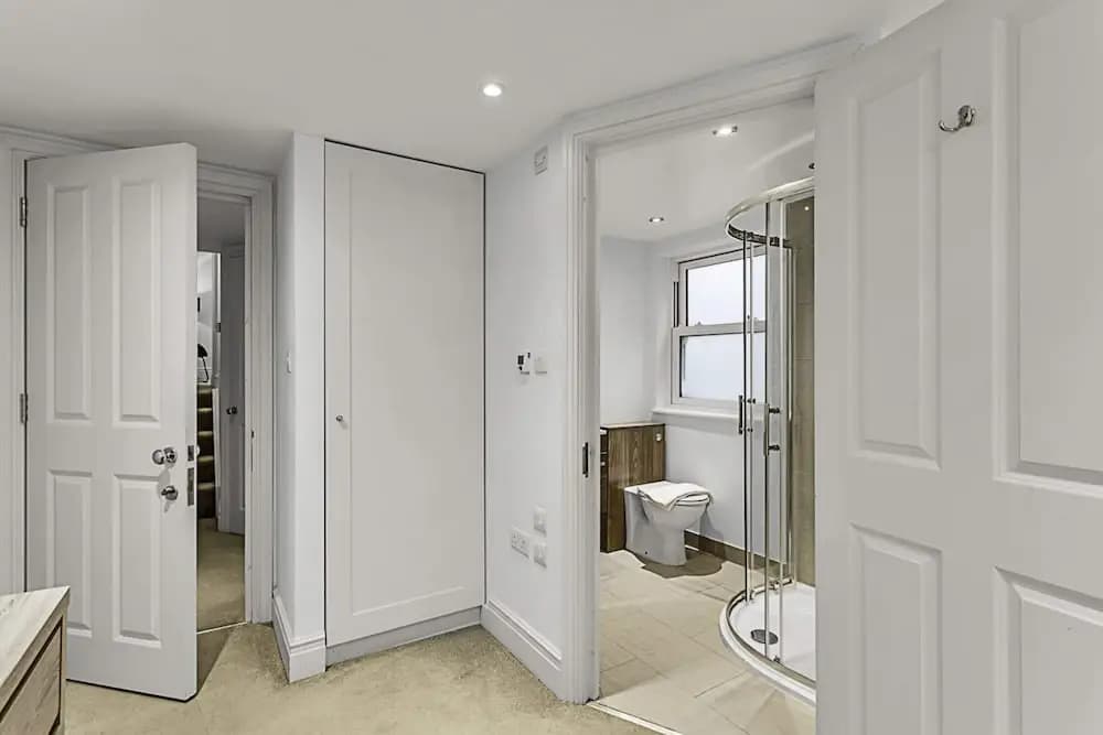 Superb Clapham Duplex - photo 15