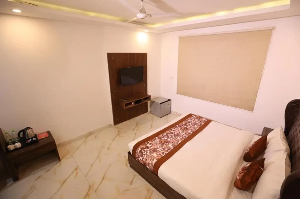Hotel Milan by Foxi Group-Delhi Airport - photo 18