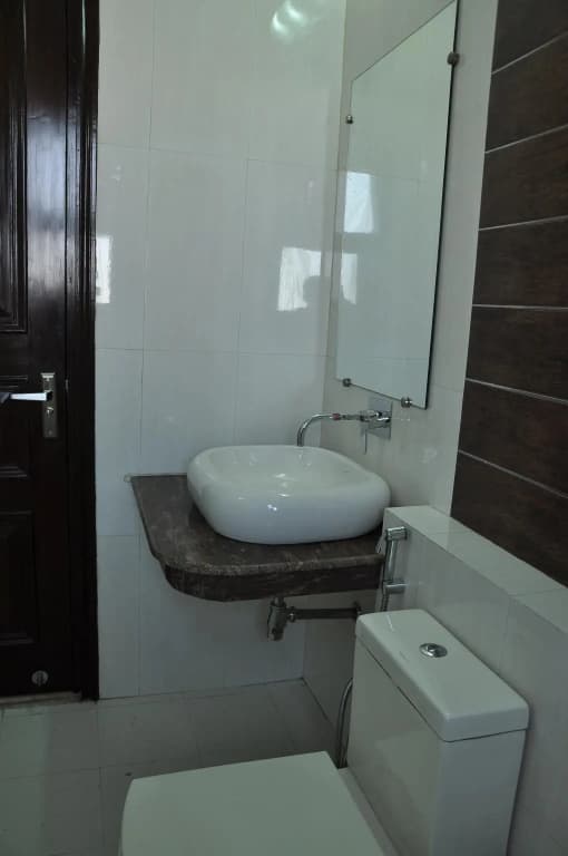Golden Palm Suites - photo 8
