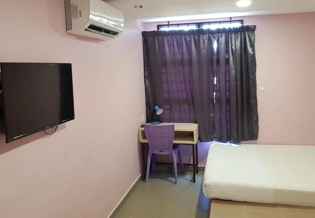 CMN Hotel - photo 6