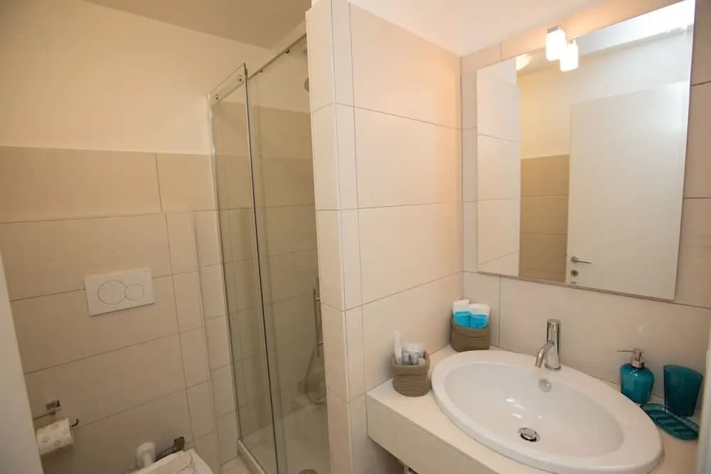Ad2015 Guest House - photo 6