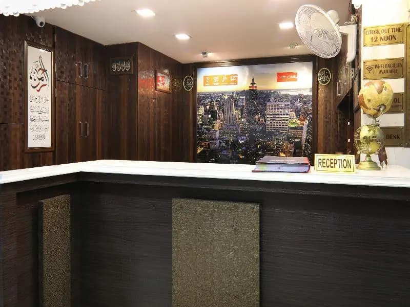 OYO 15514 Wall Street - photo 2