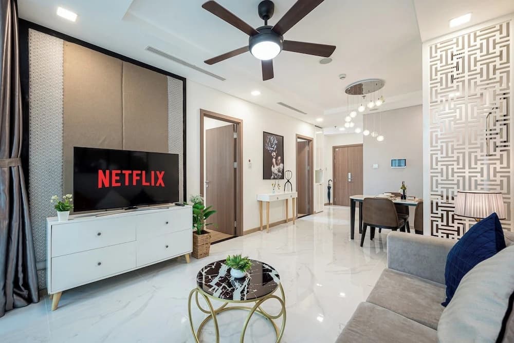 Landmark 81 Luxury- Lyshing Apartment - photo 2
