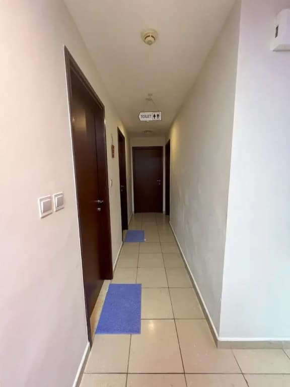 Robin Beach Hostel JBR - photo 14