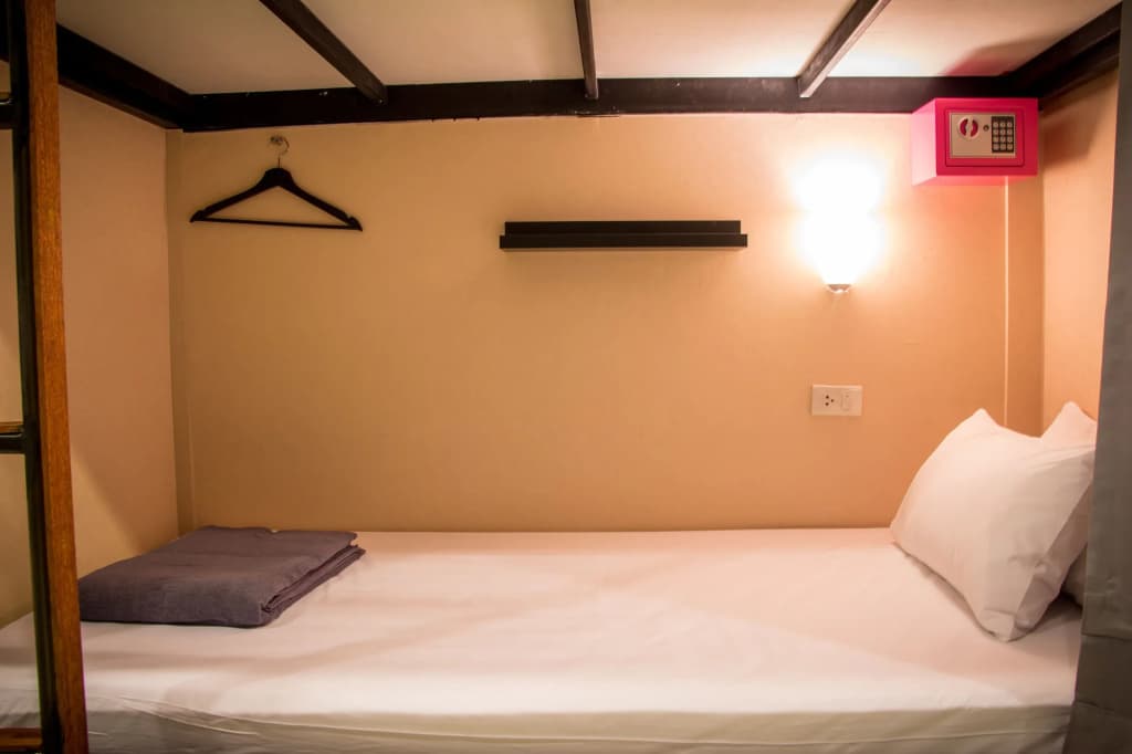 Bubble Space Hostel - photo 2