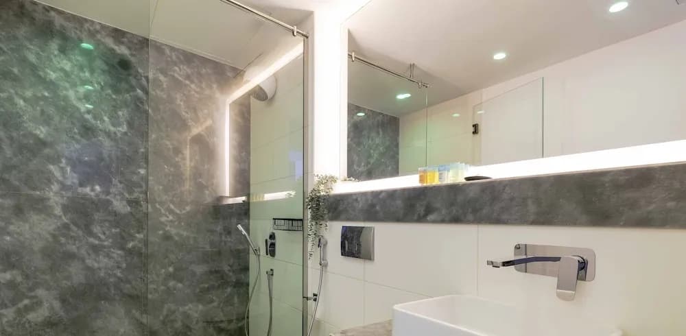 LUX The Pad Executive Suite 2 - photo 7