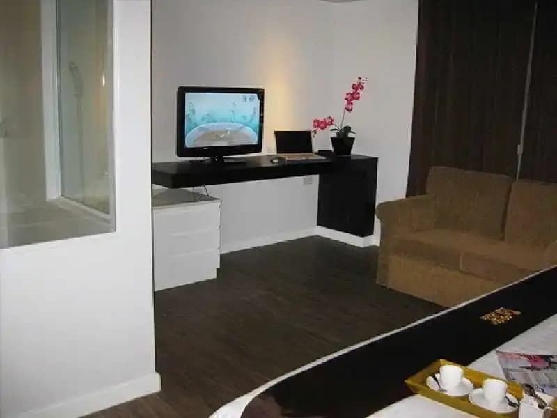 Golden Cliff House - photo 1