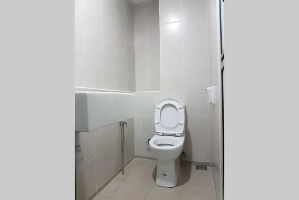 Private studio at Bukit Jelutong - photo 4