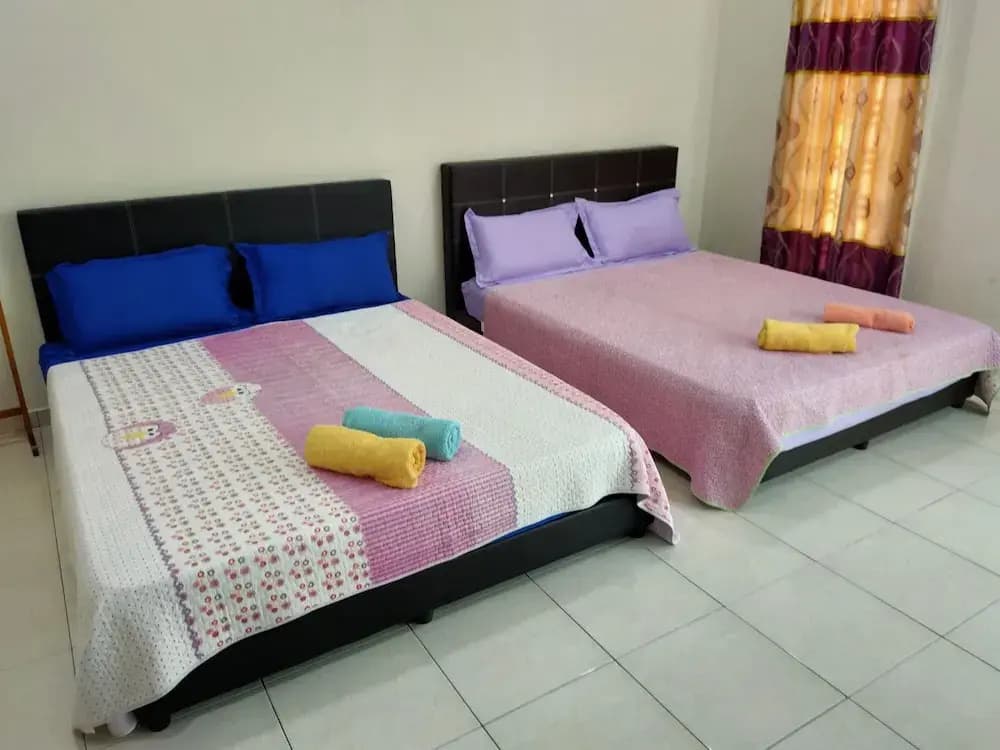 OYO 90228 D'anjung Villa 4bhk - photo 4