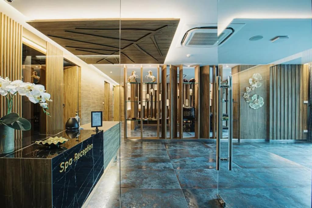 Rak Elegant Hotel Patong - photo 41