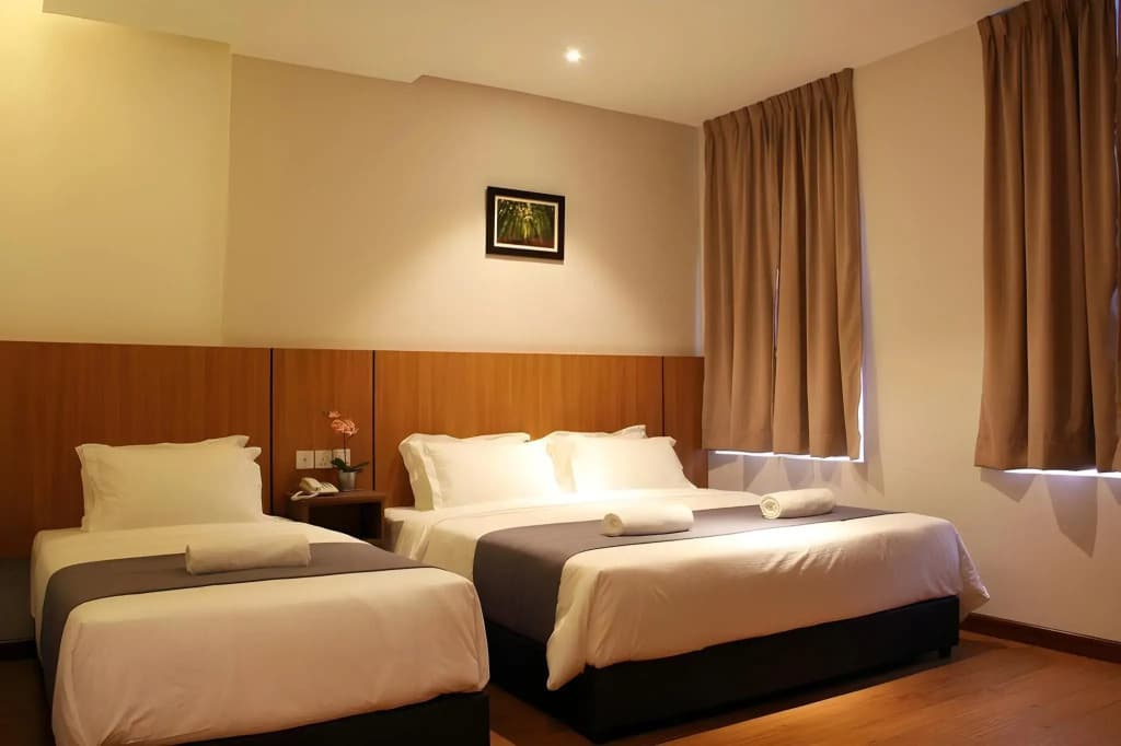 Ahyu Hotel - photo 5