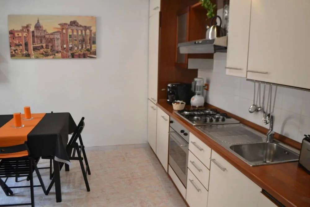 Orange Apartment - photo 14