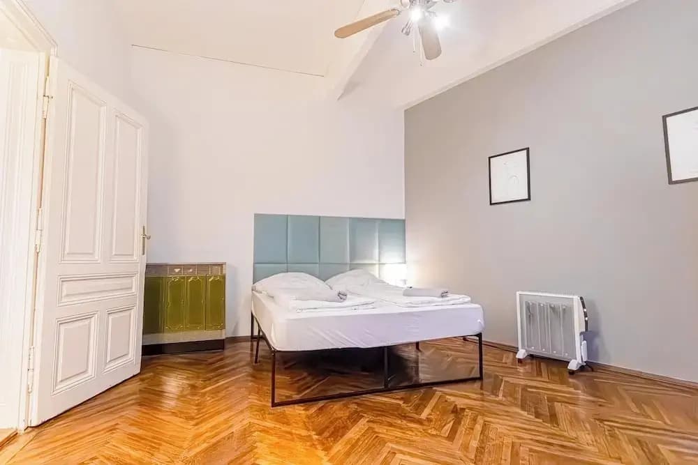 Elegant 1BR Apt Steps from Praterstern - photo 20