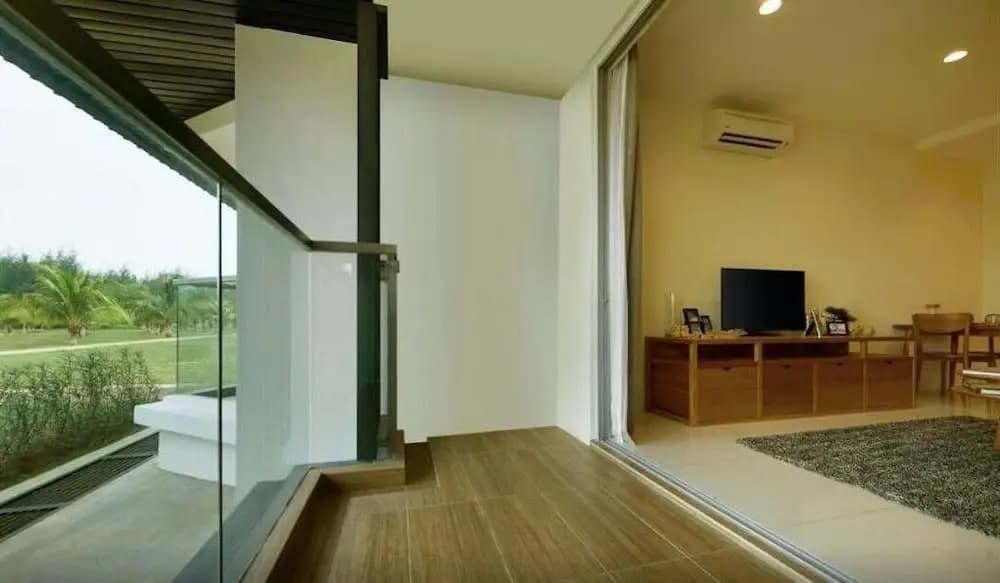 TimurBay Beach Resort By SubHome - photo 7