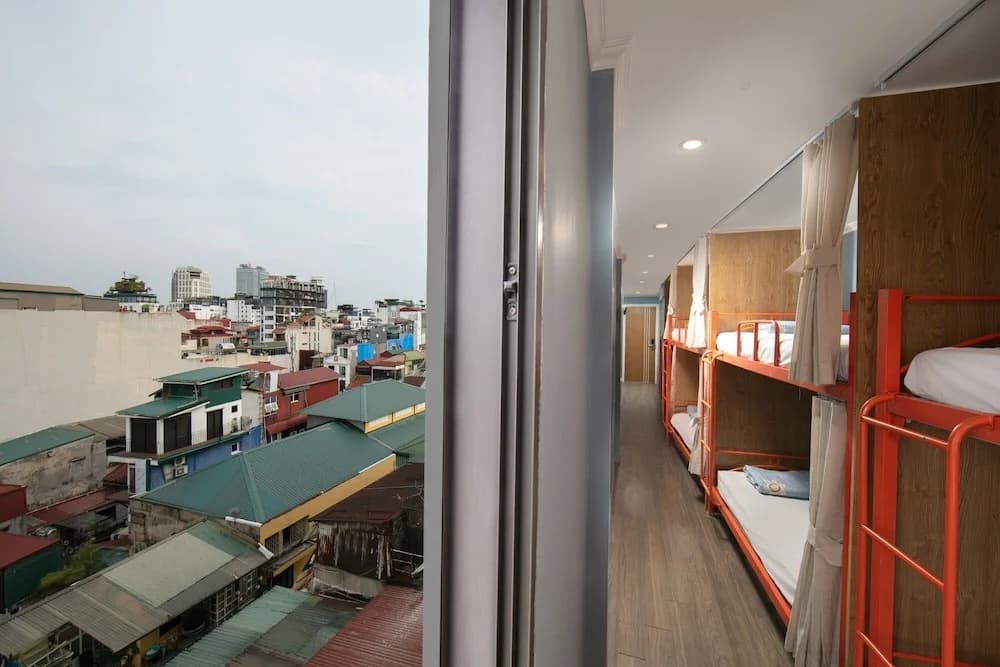 Hanoi Backpackers Hostel & Rooftop bar - photo 7