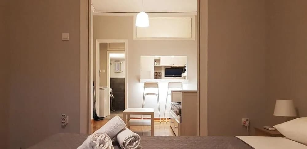 Calming Apt In Koukaki - photo 2
