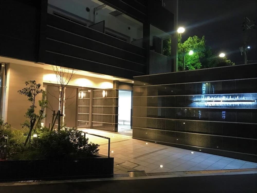 HR Front Regal Namba West - main photo