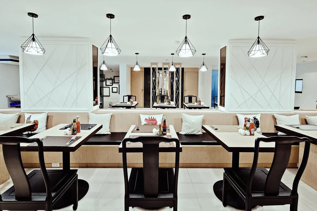 Three Sukhumvit Hotel - photo 21