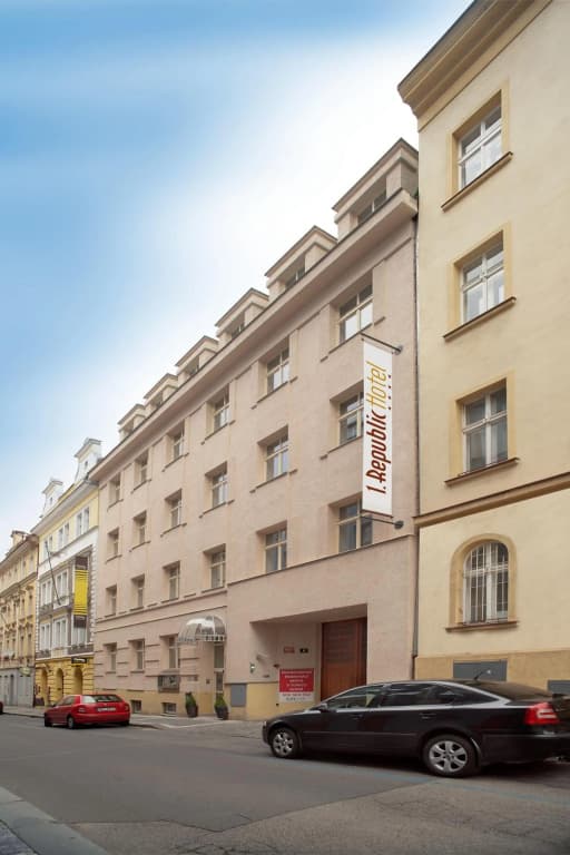 1. Republic Hotel - photo 29