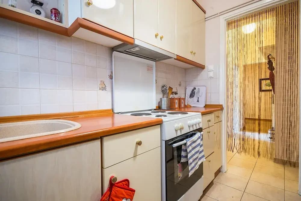 Comfortable Central Athens Flat by Cloudkeys - photo 14