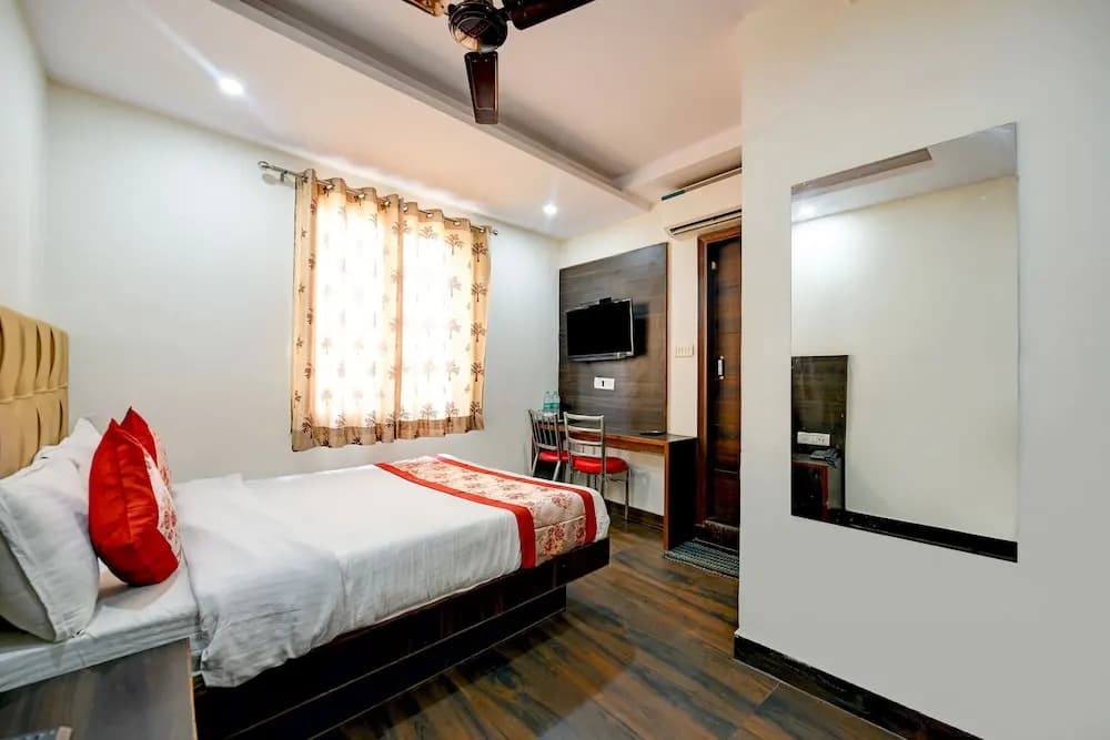 Hotel Dhwani Palace - photo 5