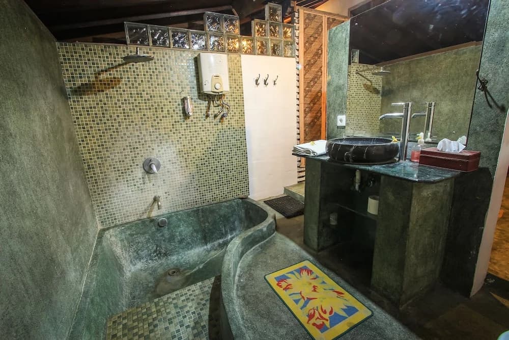 Rumah Nyaman Villa - photo 1