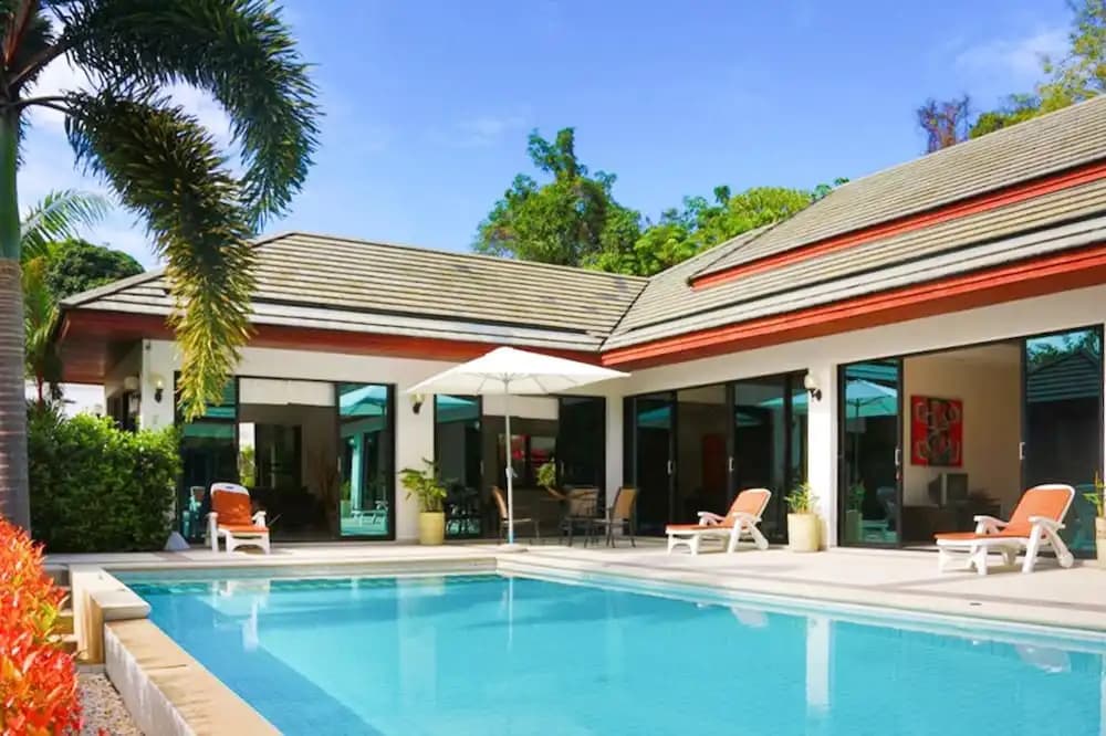 Villa With 4 Bedrooms in Rawai Phuket, With Private Pool, Enclosed Gar - photo 8