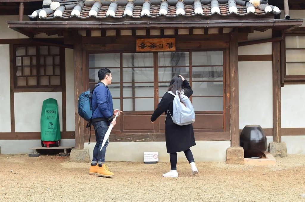 Bukchon Y Guesthouse - photo 17