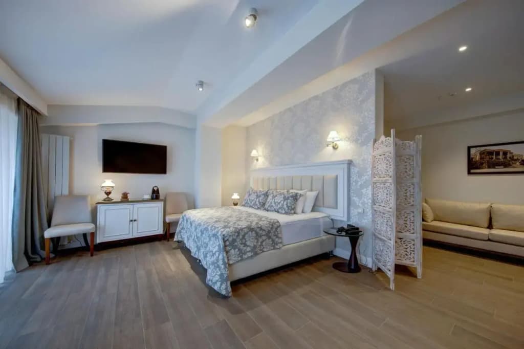 David Mikadze's Guest House - photo 6