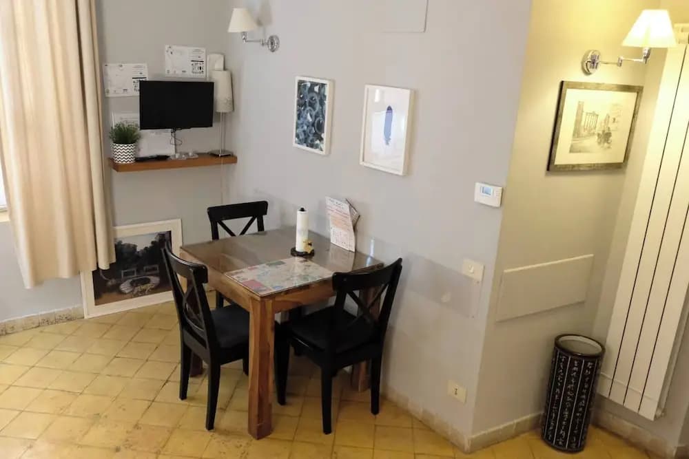 Mir Small Loft on Giulia Street - photo 11