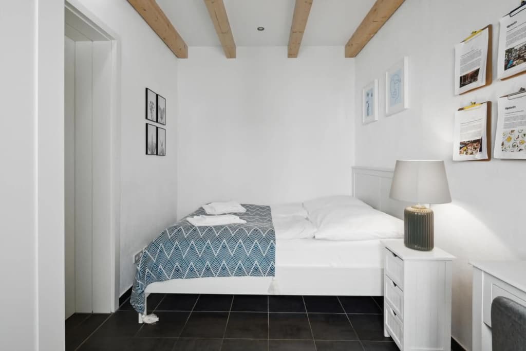 Urban city home with terrace - photo 1