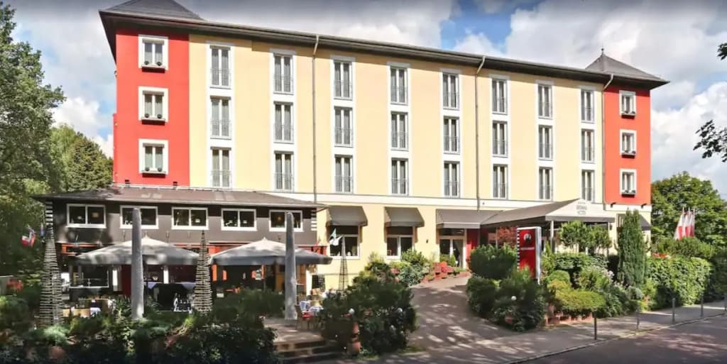Grünau Hotel - main photo