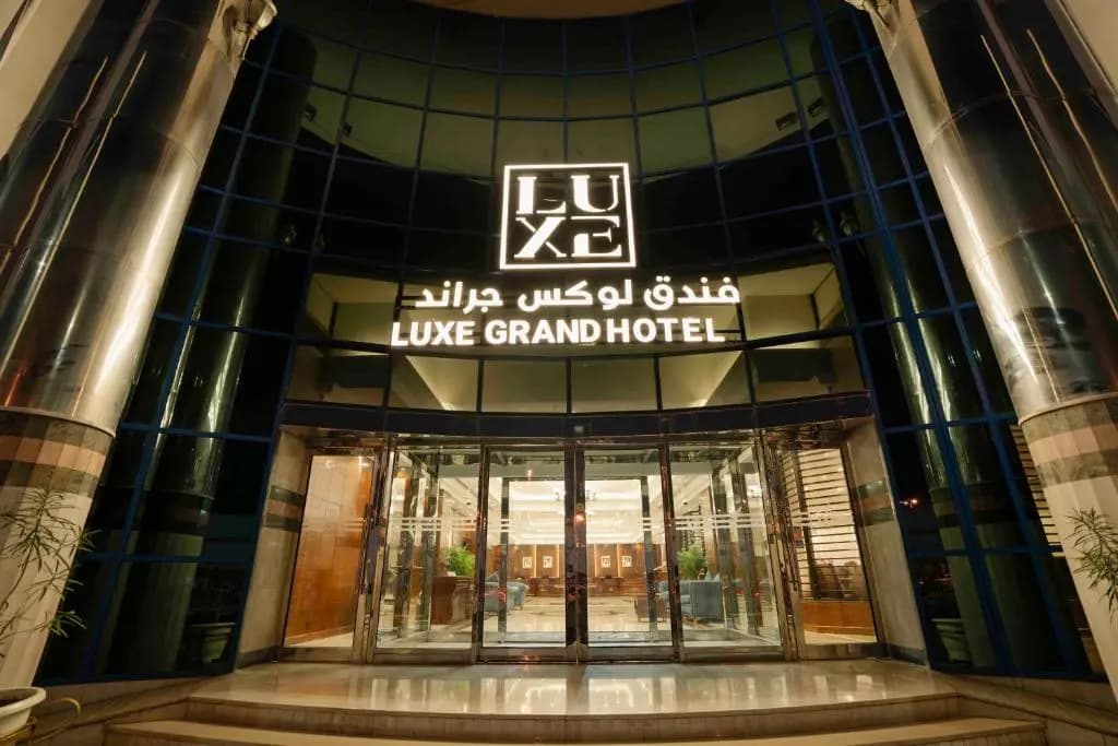 Luxe Grand Hotel Apartments - photo 44
