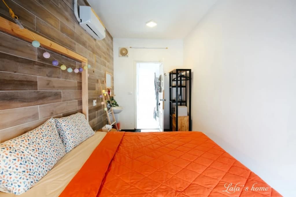Lalas Home - photo 1