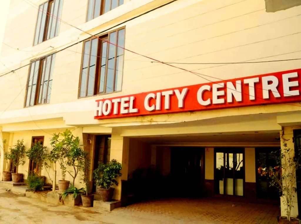 Hotel City Centre - photo 1
