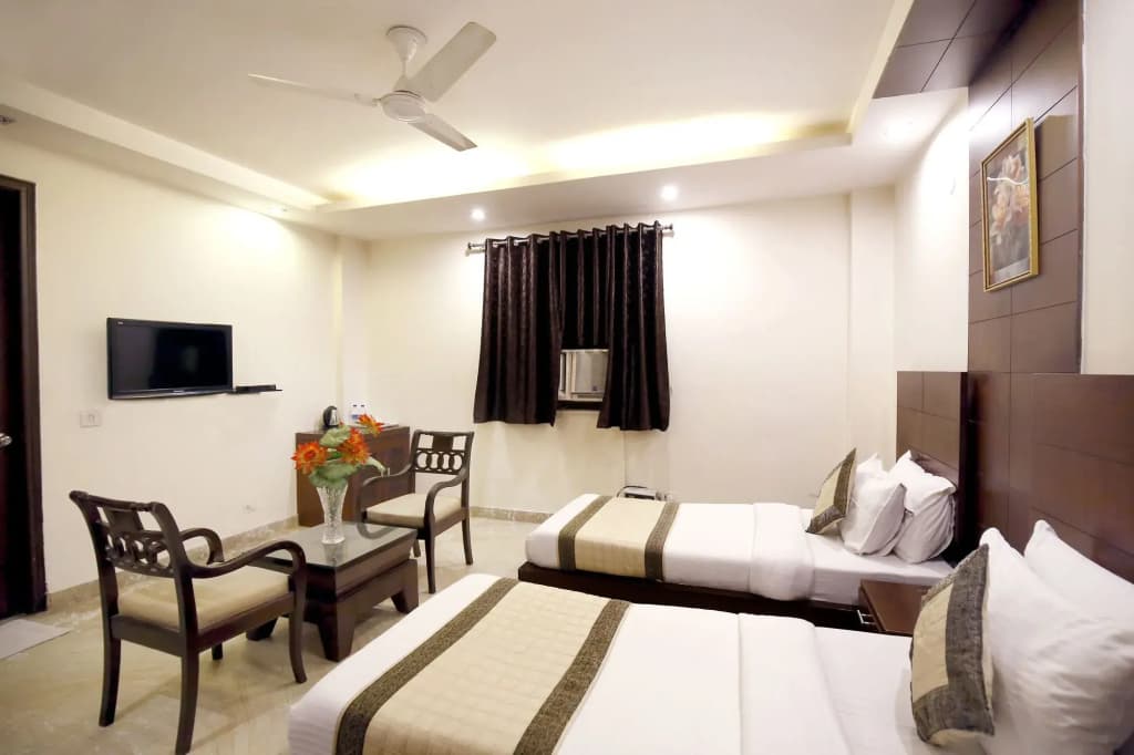 Hotel Paradise Inn - photo 7