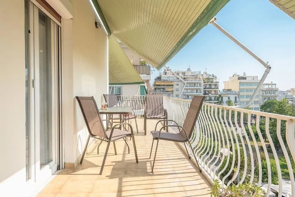 Central Flat with Cosy Sunny Terrace - photo 6