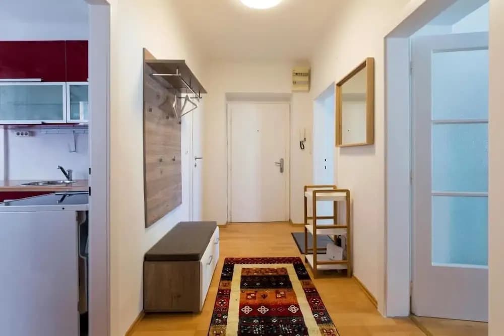 Apartment Rudolfspark Check in 15h to 22h Only - photo 8